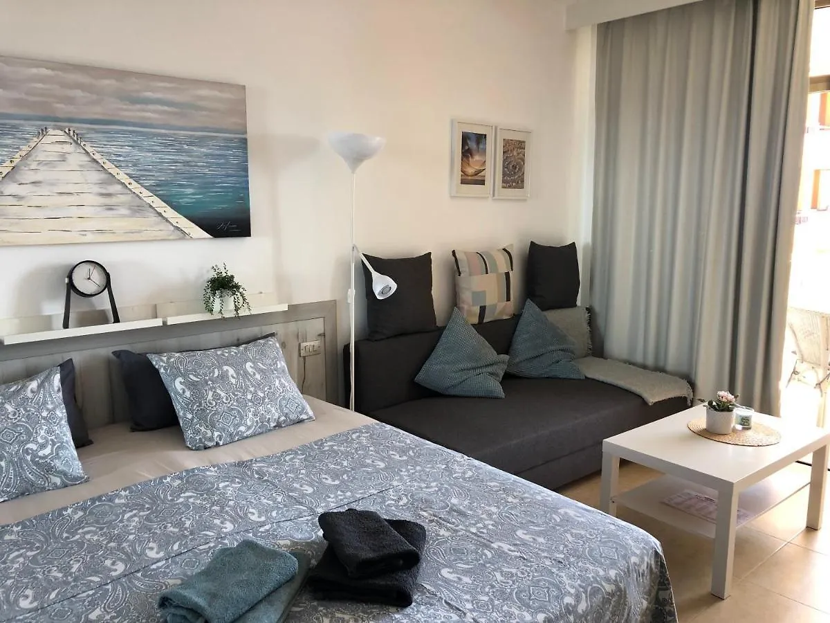 Apartamento Vista Al Mar Las Palmeras Fuengirola Spain